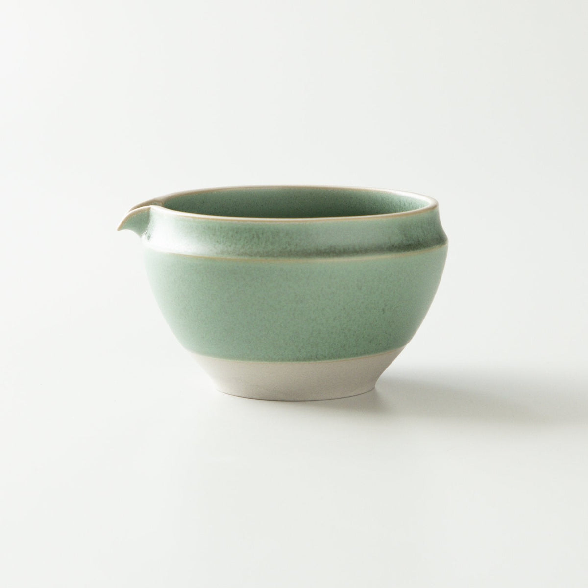 ORIGAMI Katakuchi Matcha Bowl Matsukaze Green detail