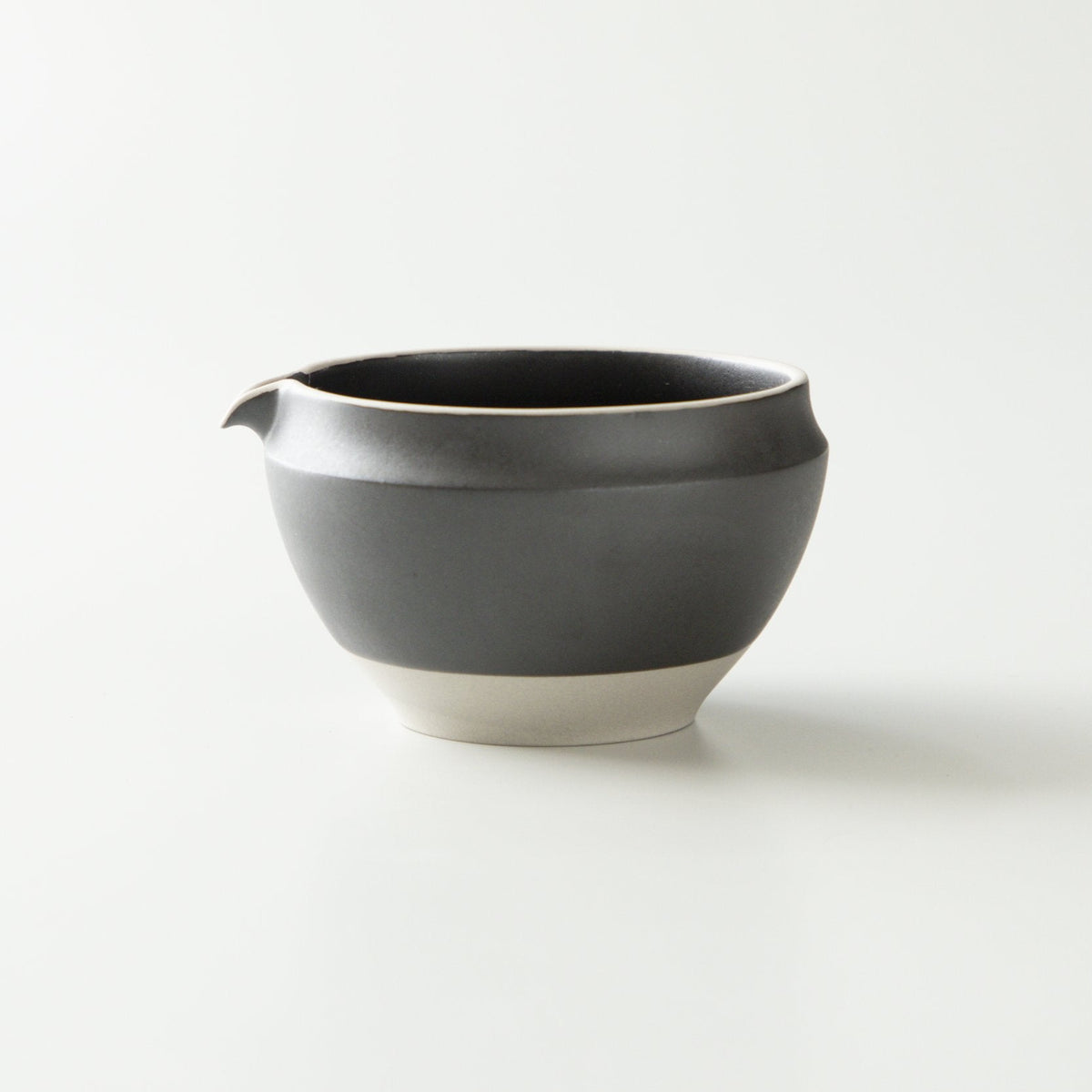 ORIGAMI Katakuchi Matcha Bowl Akatsuki Black detail